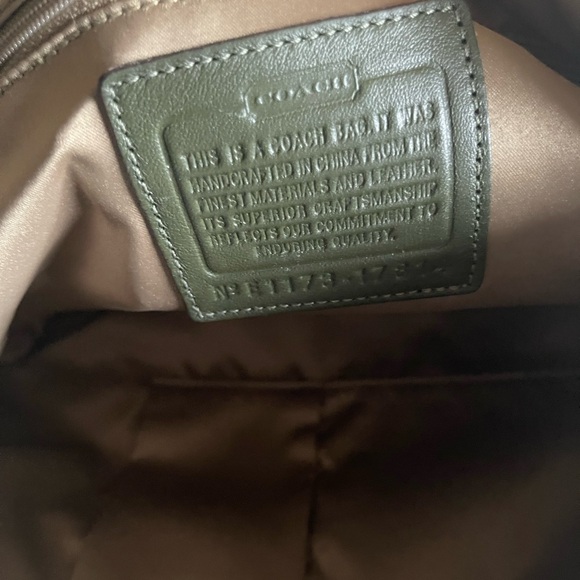 Coach Green Suede Shoulder bag - Picture 2 of 9